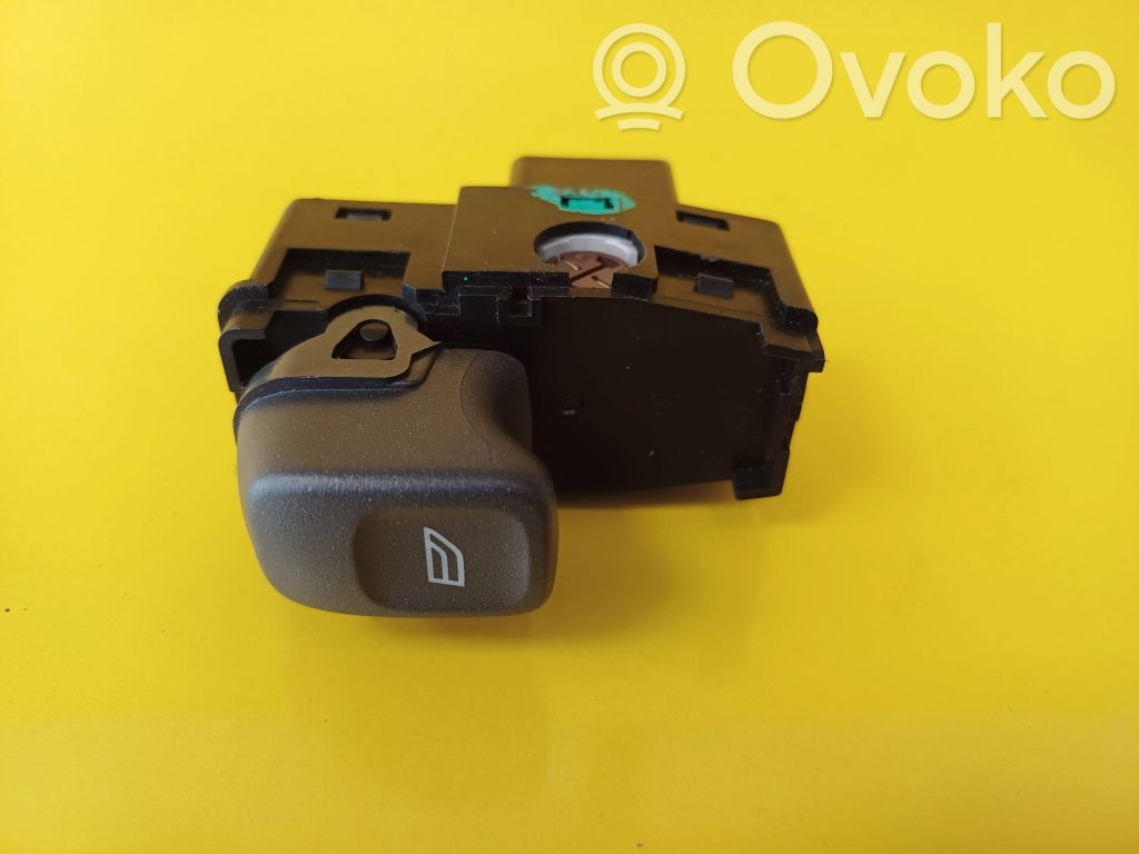 Electric window control switch   9472275