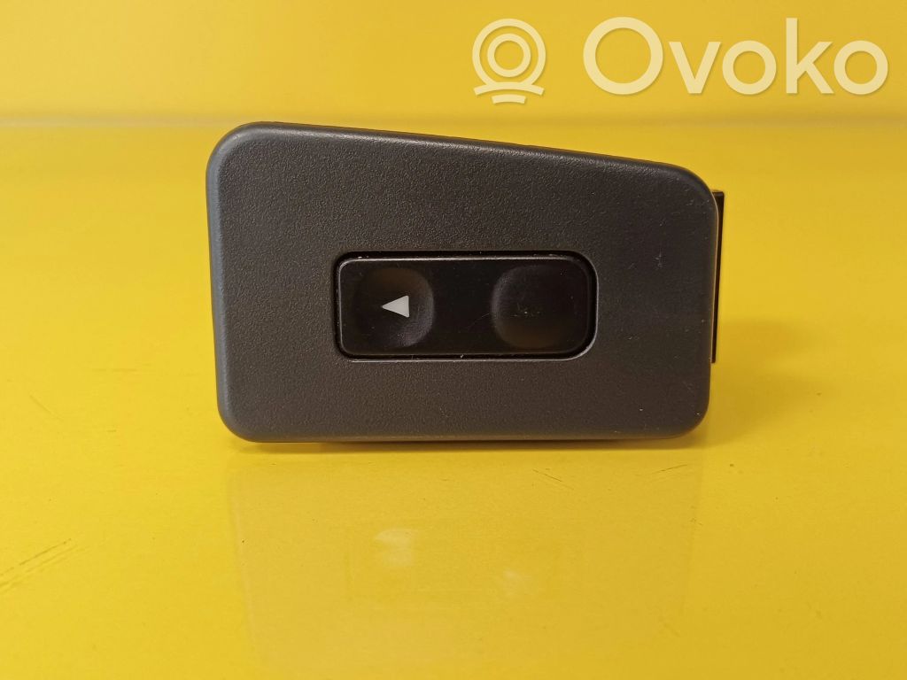 Electric window control switch   931213