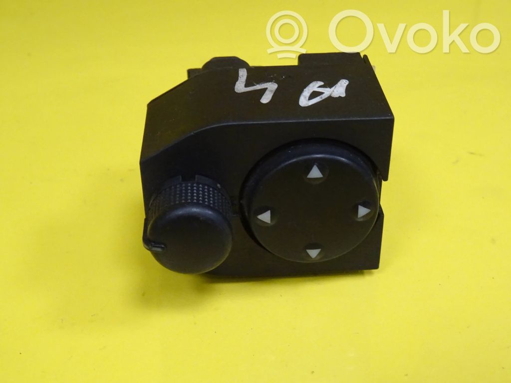 Interruptor del espejo lateral   8D0959565A