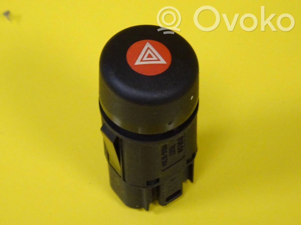 Botón interruptor de luz de peligro   97KG13A350AC