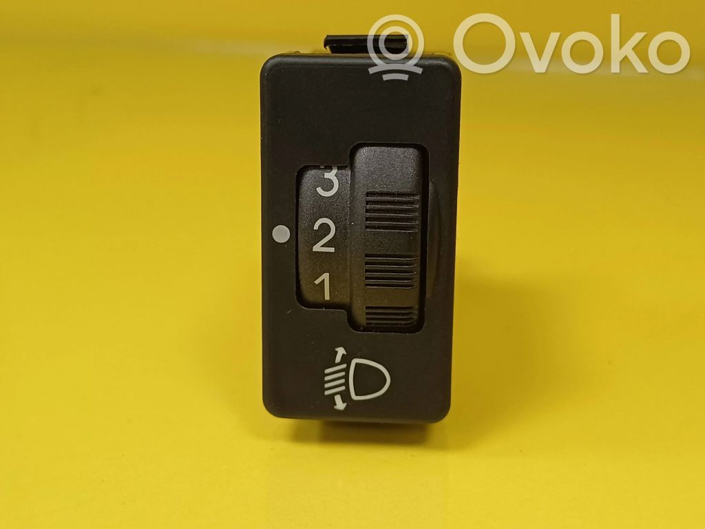 Headlight level height control switch