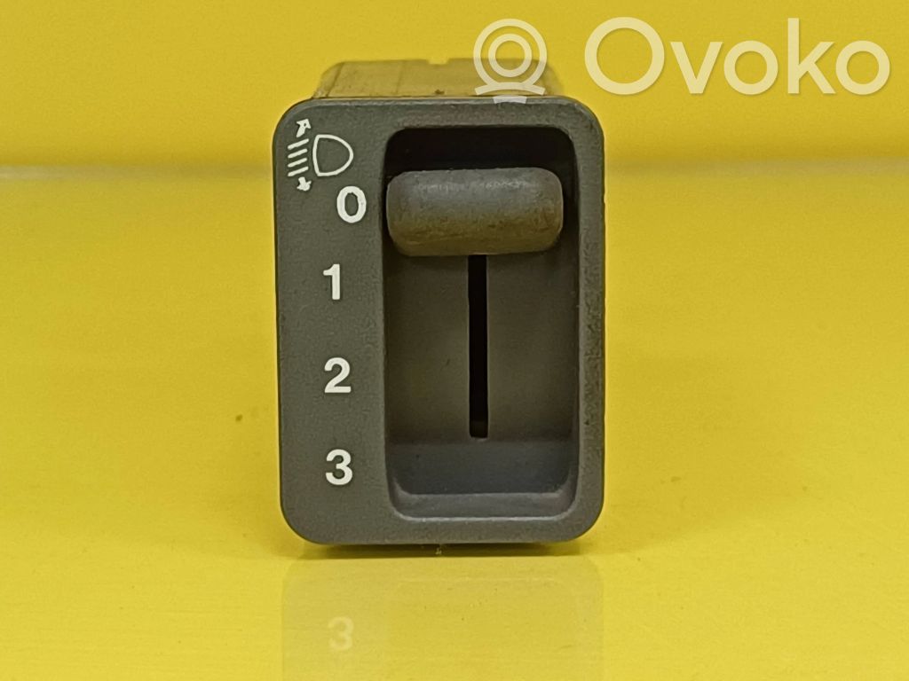 Honda CR-V Headlight level height control switch 