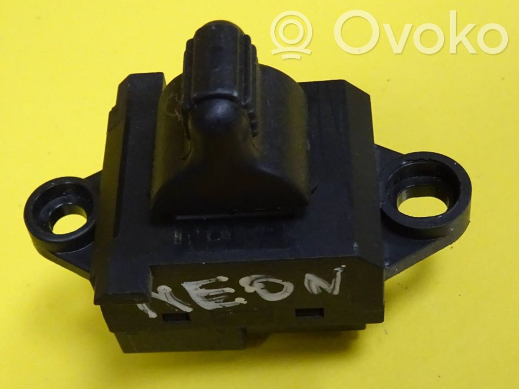 Chrysler Neon II Electric window control switch 