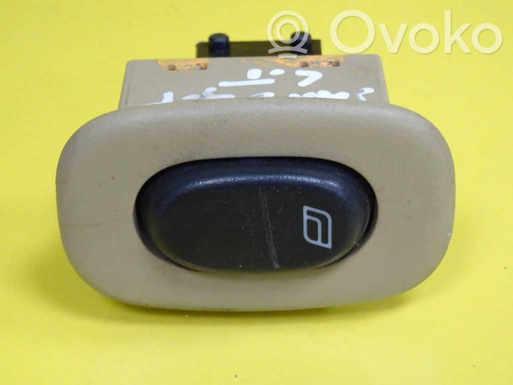 Electric window control switch   4927554
