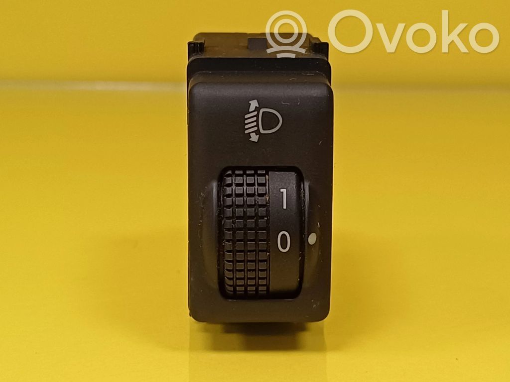 Nissan Note (E11) Headlight level height control switch 