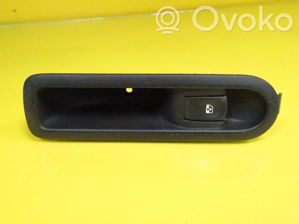 Renault Modus Electric window control switch 