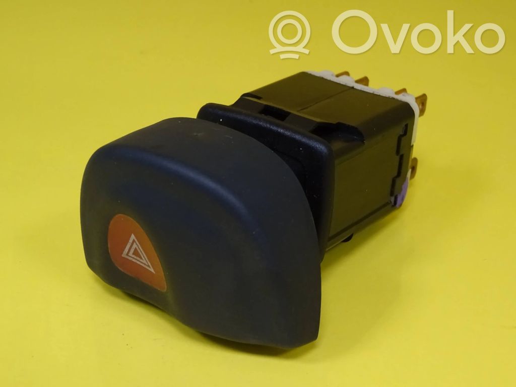 Renault Megane I Hazard light switch 