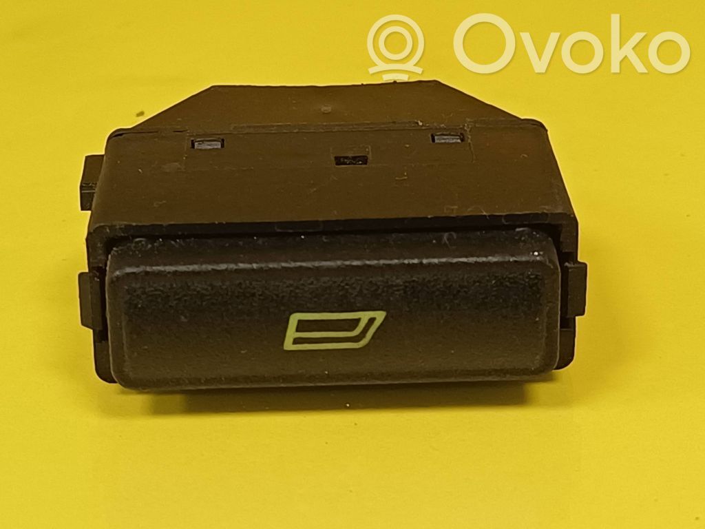 Audi A4 S4 B5 8D Central locking switch button 