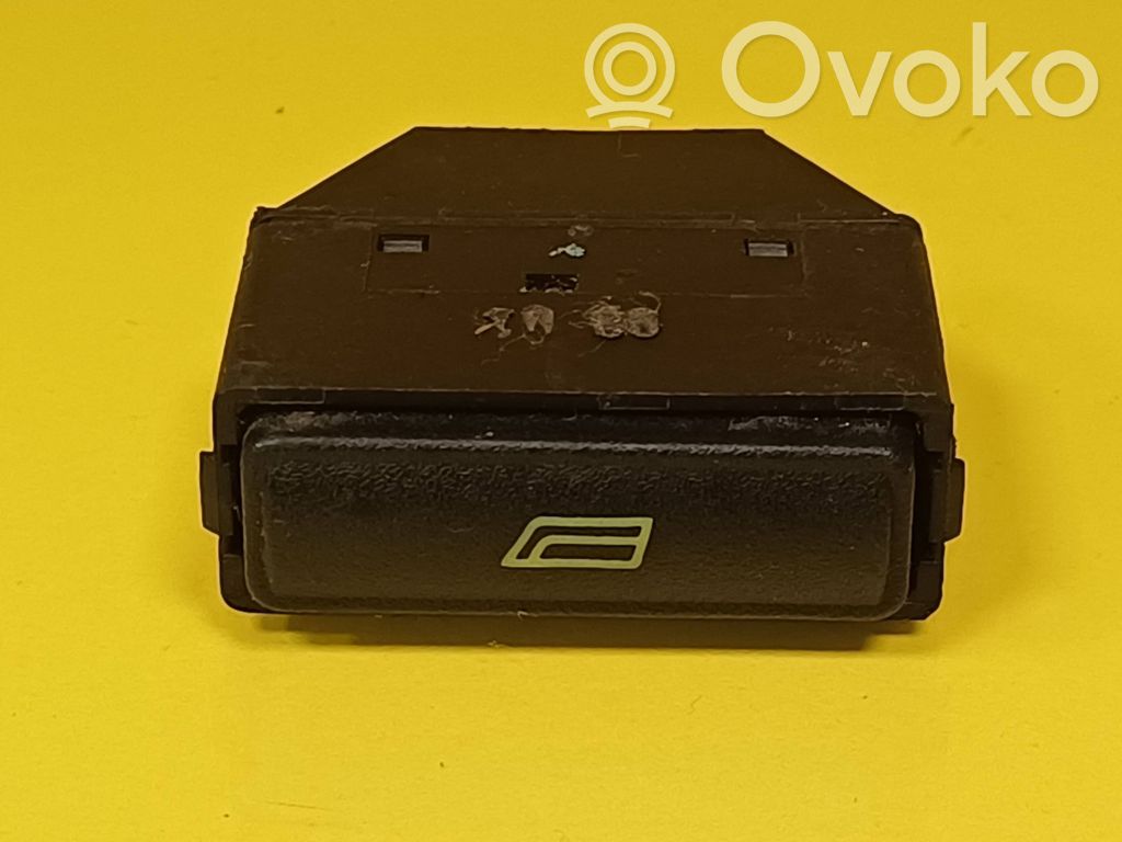 Central locking switch button   893959859