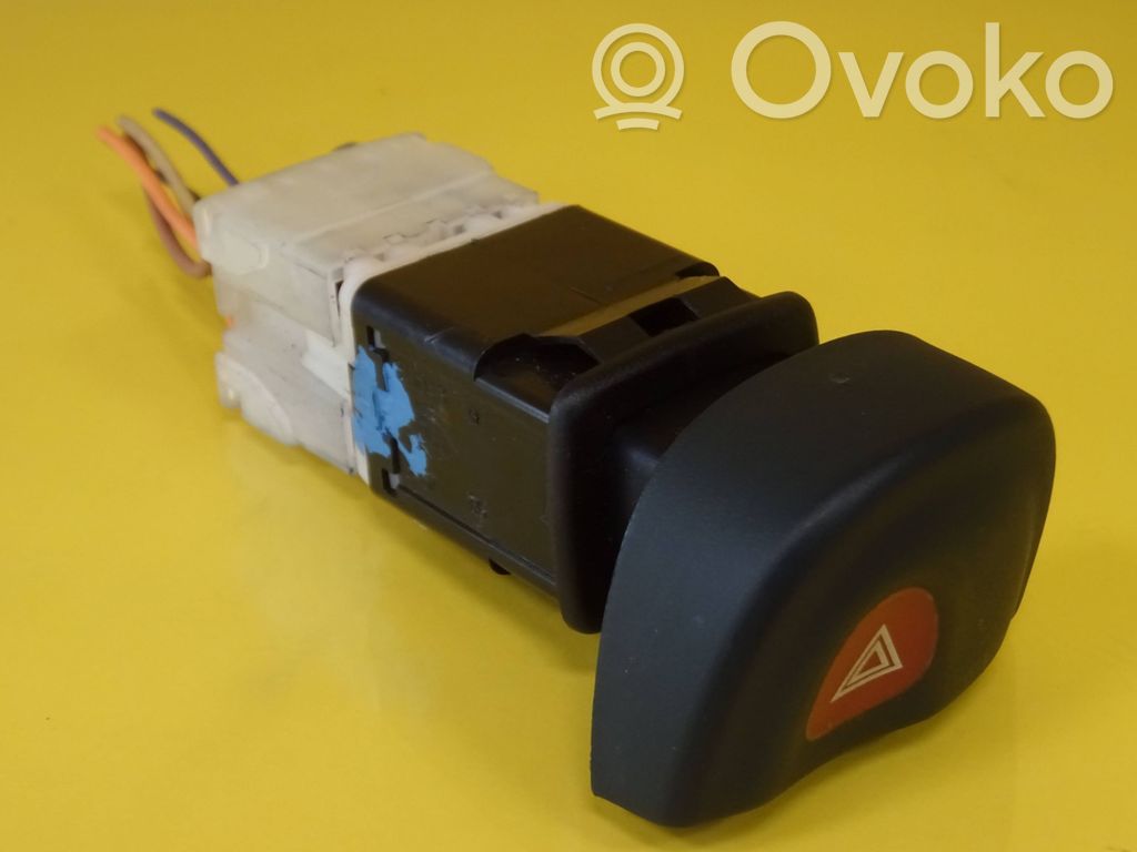 Renault Megane I Hazard light switch 