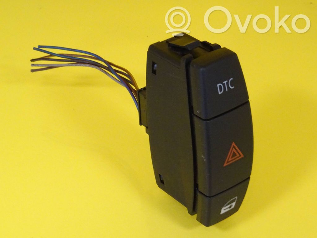 Hazard light switch   694560303,694560303,6131694560303