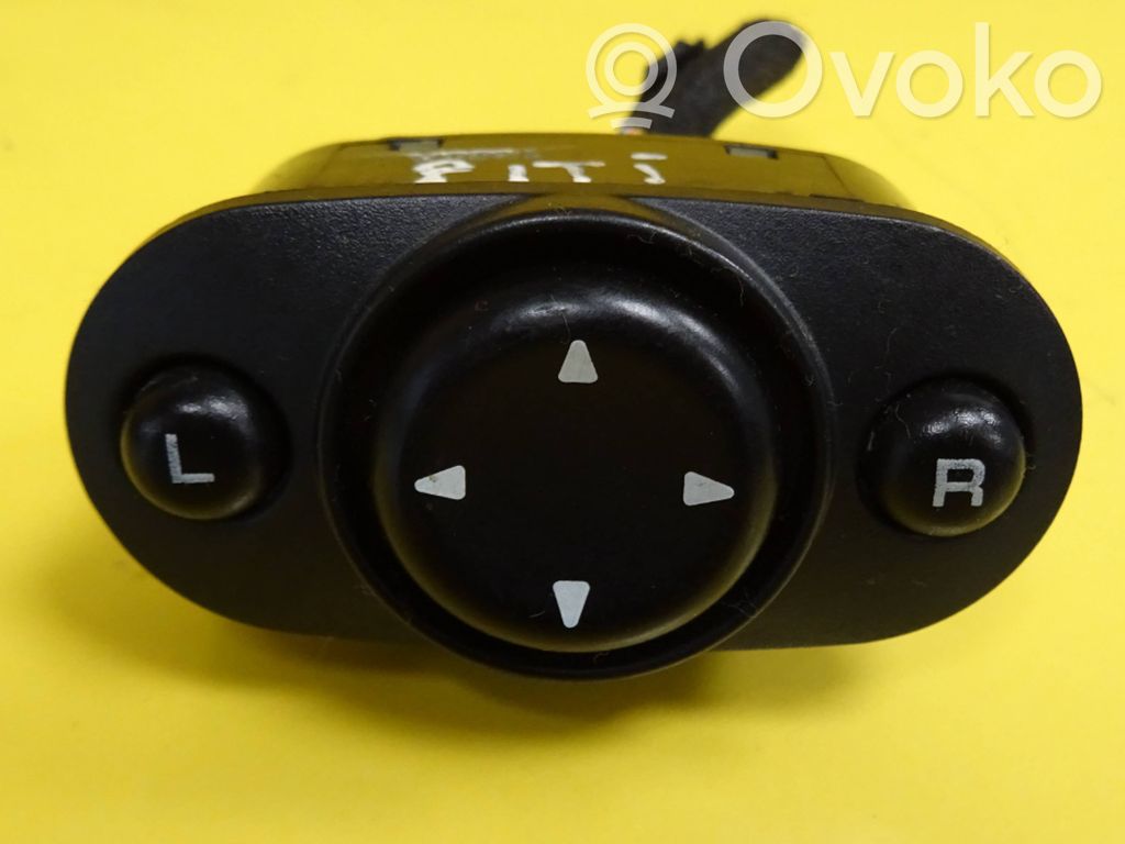 Interruptor del espejo lateral   04608505AB