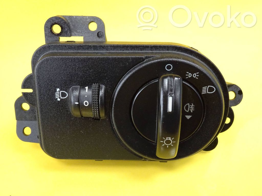 Ford Fiesta Light switch 