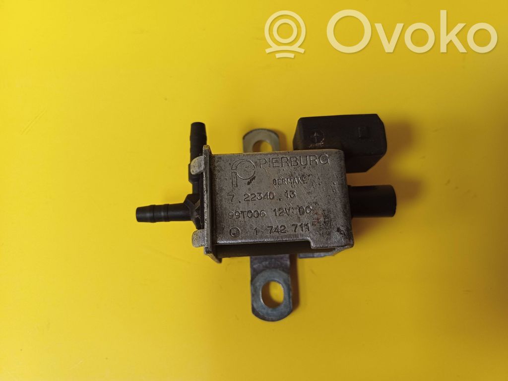 BMW 5 E39 Turbo solenoid valve 