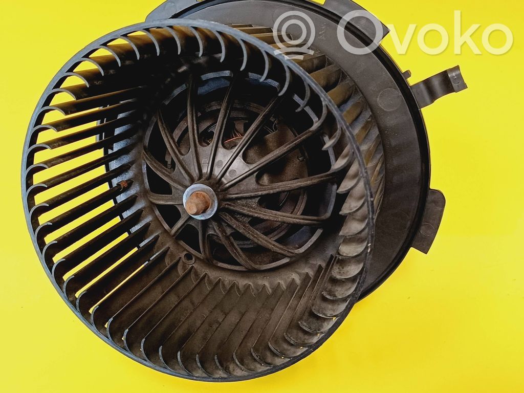 Opel Zafira B Ventola riscaldamento/ventilatore abitacolo 