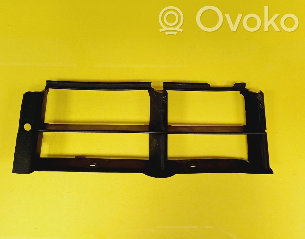 Front bumper lower grill   82356739
