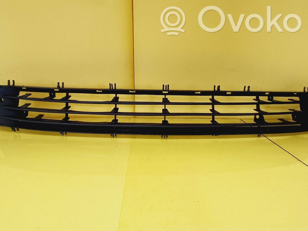 Opel Corsa C Front bumper lower grill 