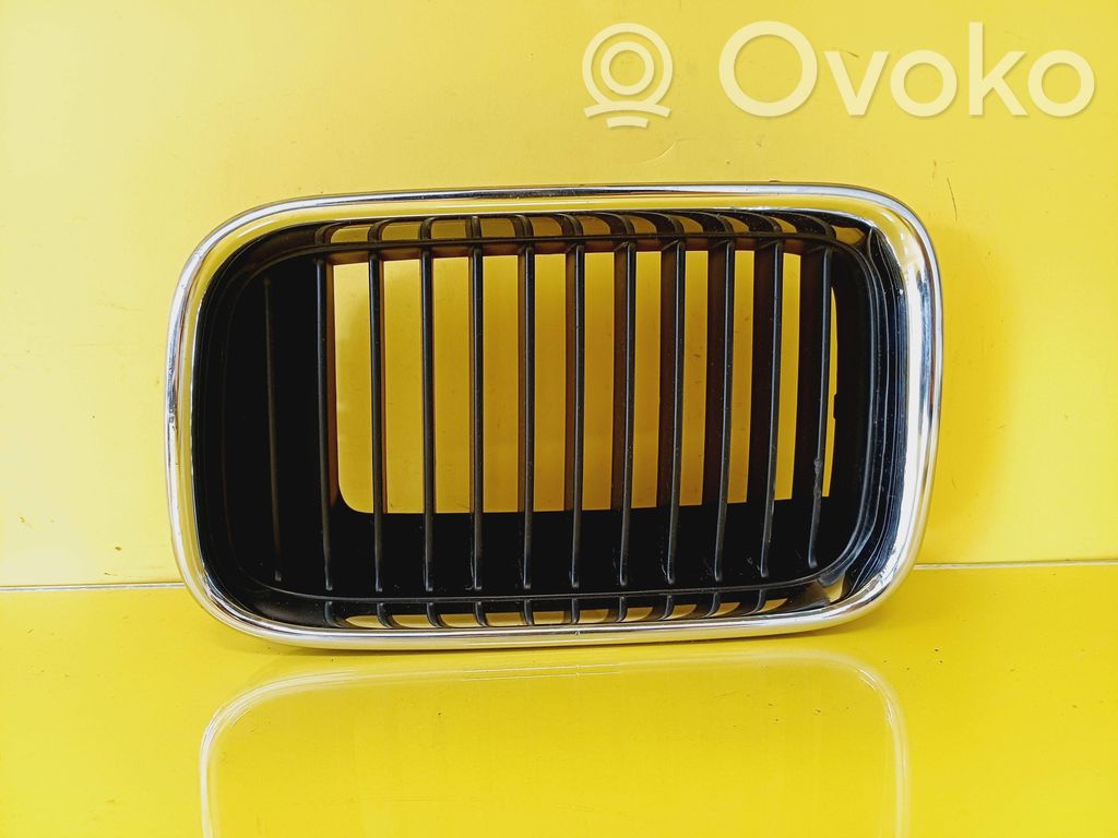 BMW 3 E36 Front grill 