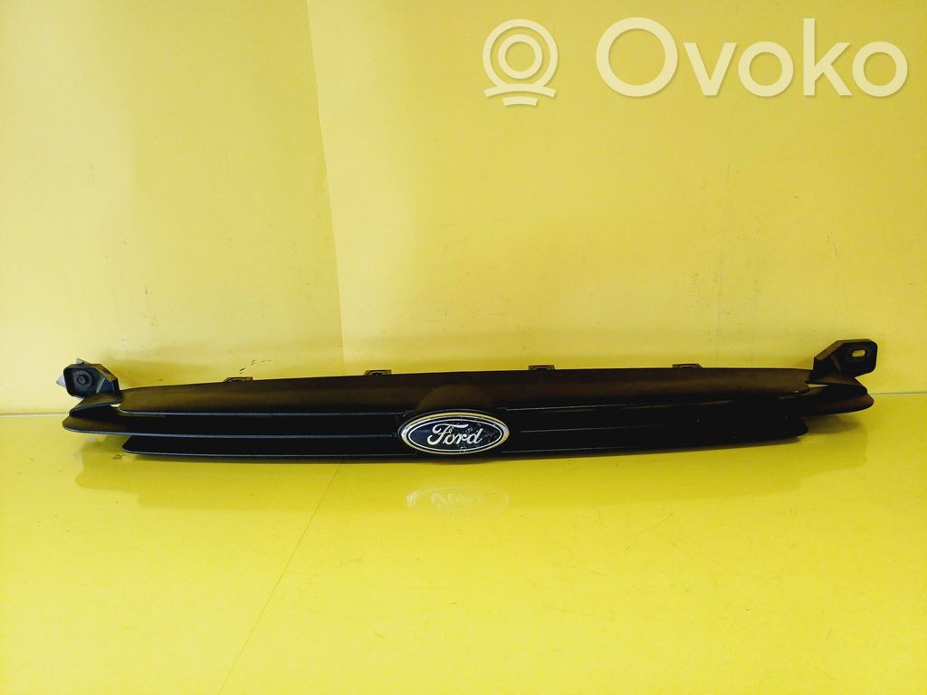 Ford Escort Front grill 
