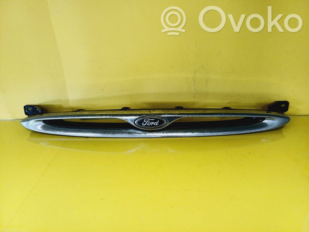 Ford Escort Front grill 