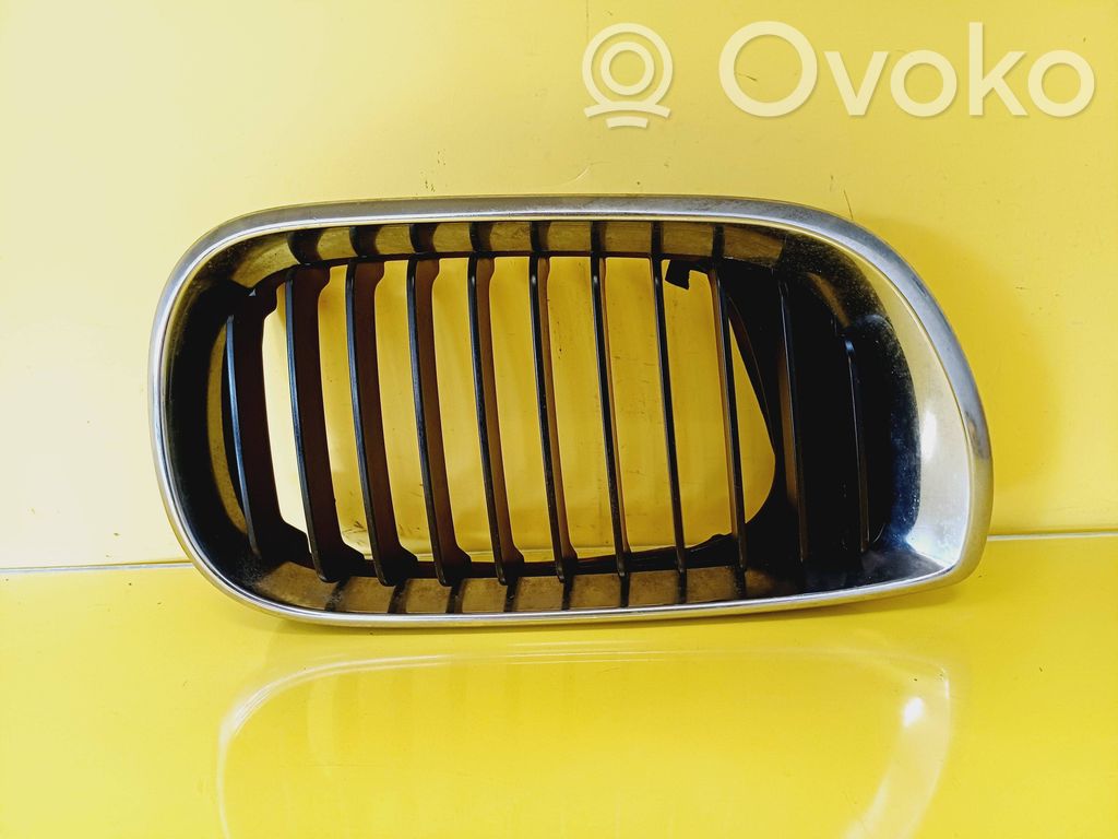 BMW 3 E46 Front grill 