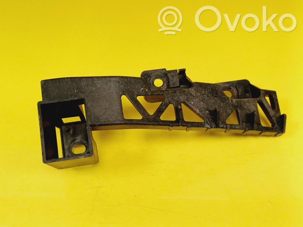 Mazda 5 Headlight/headlamp mounting bracket 