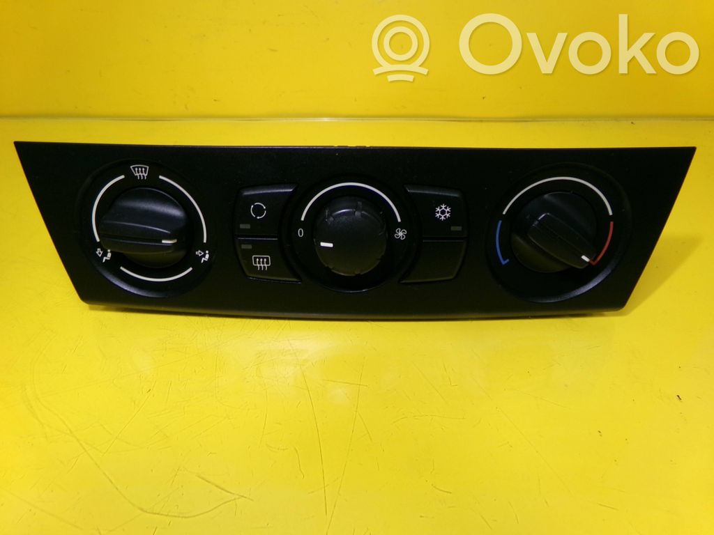 BMW 1 E81 E87 Climate control unit 