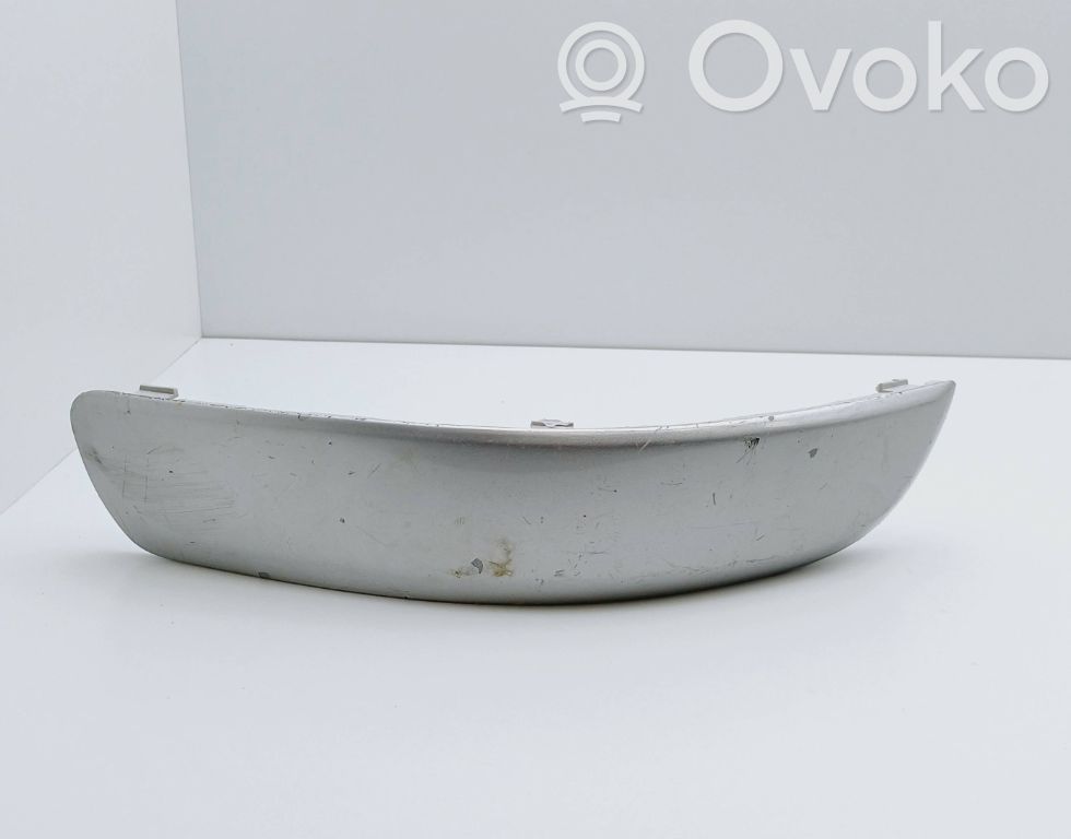 Opel Zafira B Listwa pod lampę tylną 