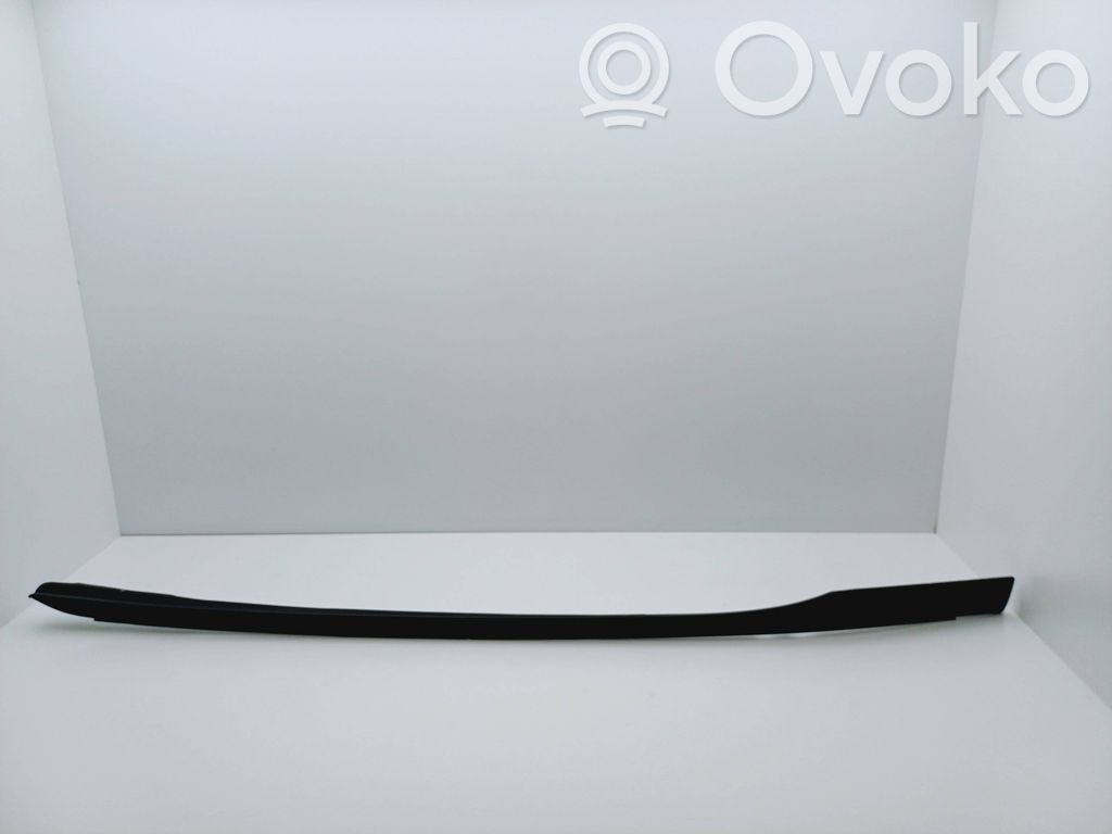 Opel Zafira A Rivestimento parabrezza 