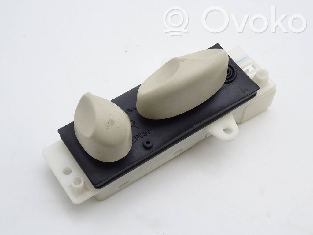 Jaguar S-Type Seat control switch 