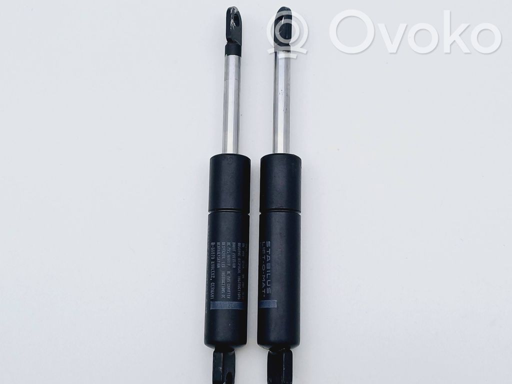 BMW 5 E39 Tailgate/trunk strut/damper 