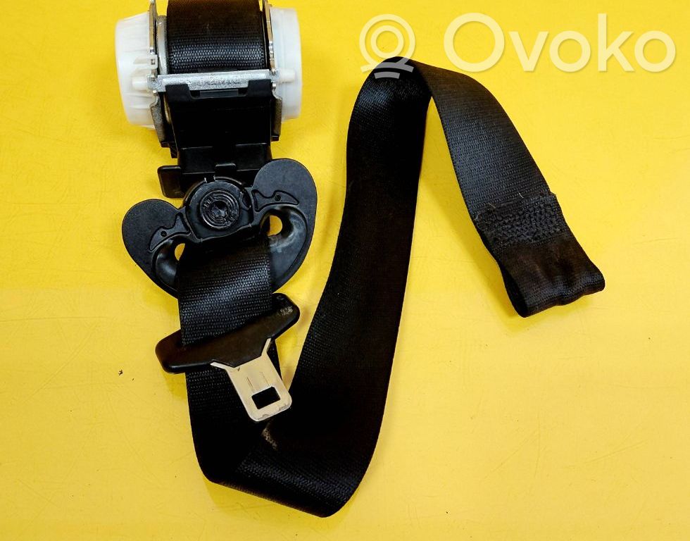 BMW 1 E81 E87 Front seatbelt 