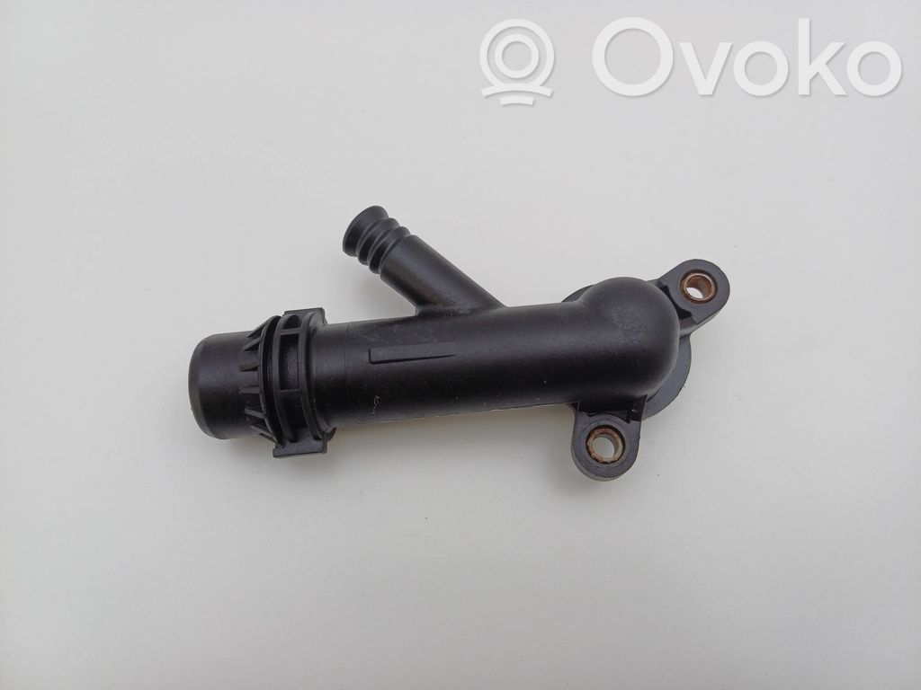 BMW 3 E46 Termostaatin kotelo (käytetyt) 