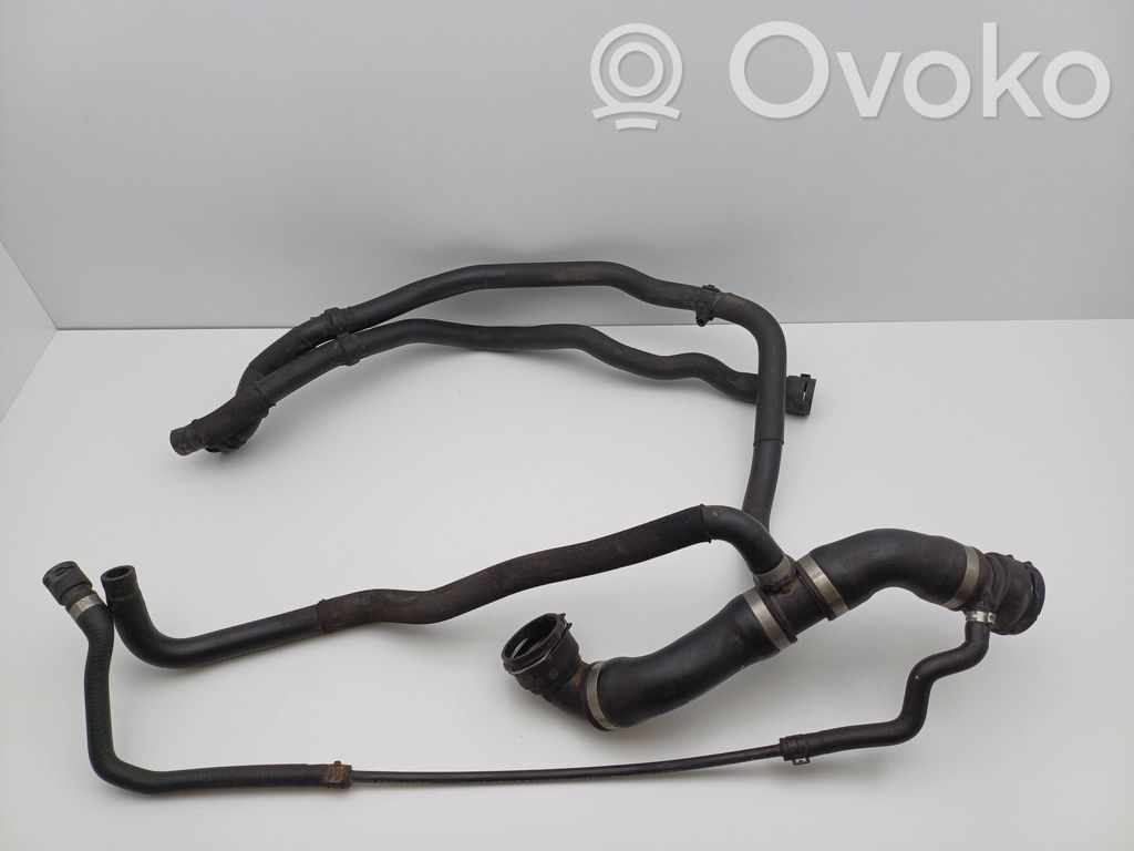 BMW 1 E81 E87 Engine coolant pipe/hose 