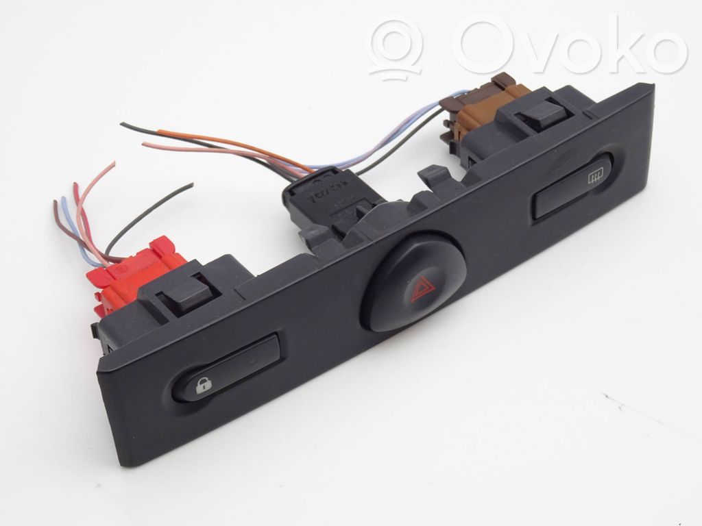 Renault Clio II Hazard light switch 