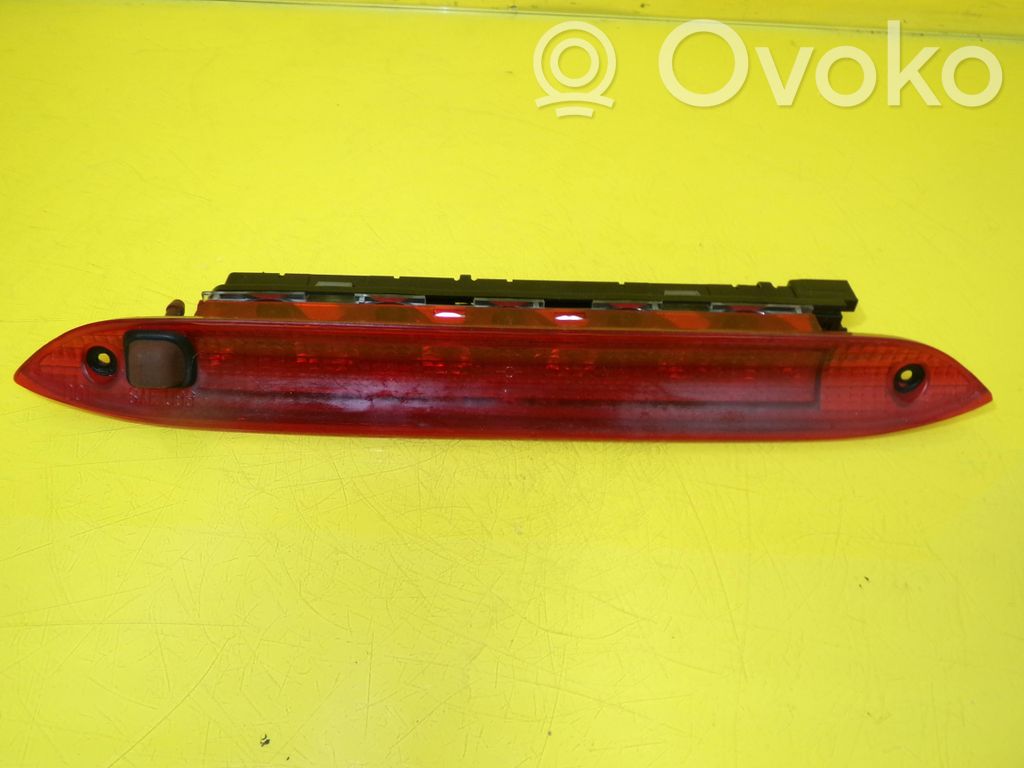 Ford Focus Third/center stoplight 