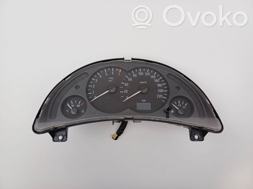 Opel Corsa C Nopeusmittari (mittaristo) 