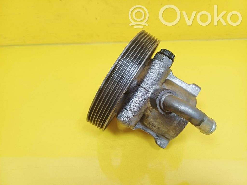 Peugeot 306 Ohjaustehostimen pumppu 