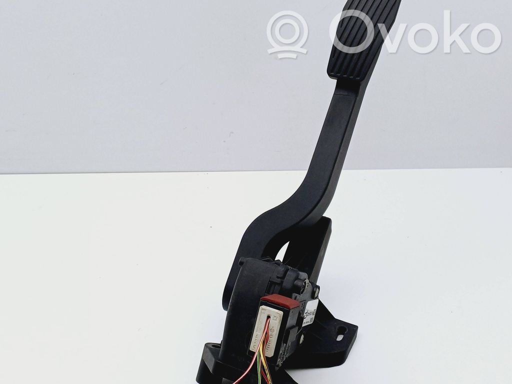 Opel Corsa C Accelerator throttle pedal 
