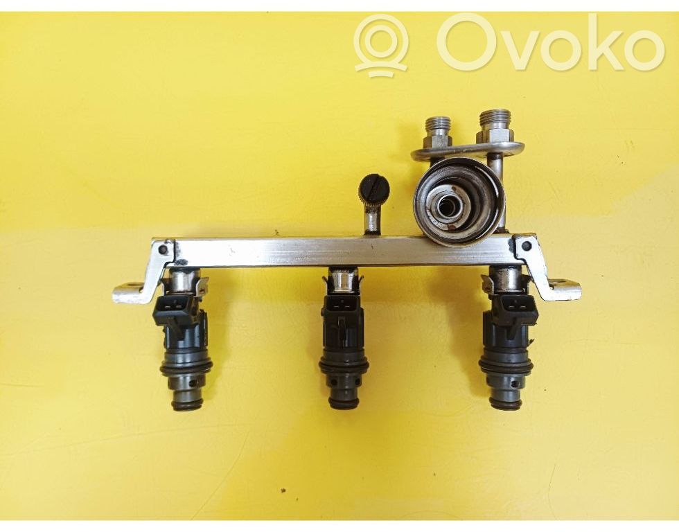 Opel Corsa C Tubo principal de alimentación del combustible 