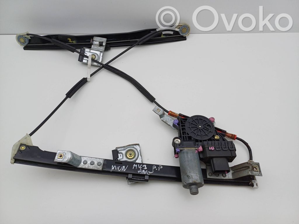 Ford Mondeo Mk III Macara ușă față cu motor 