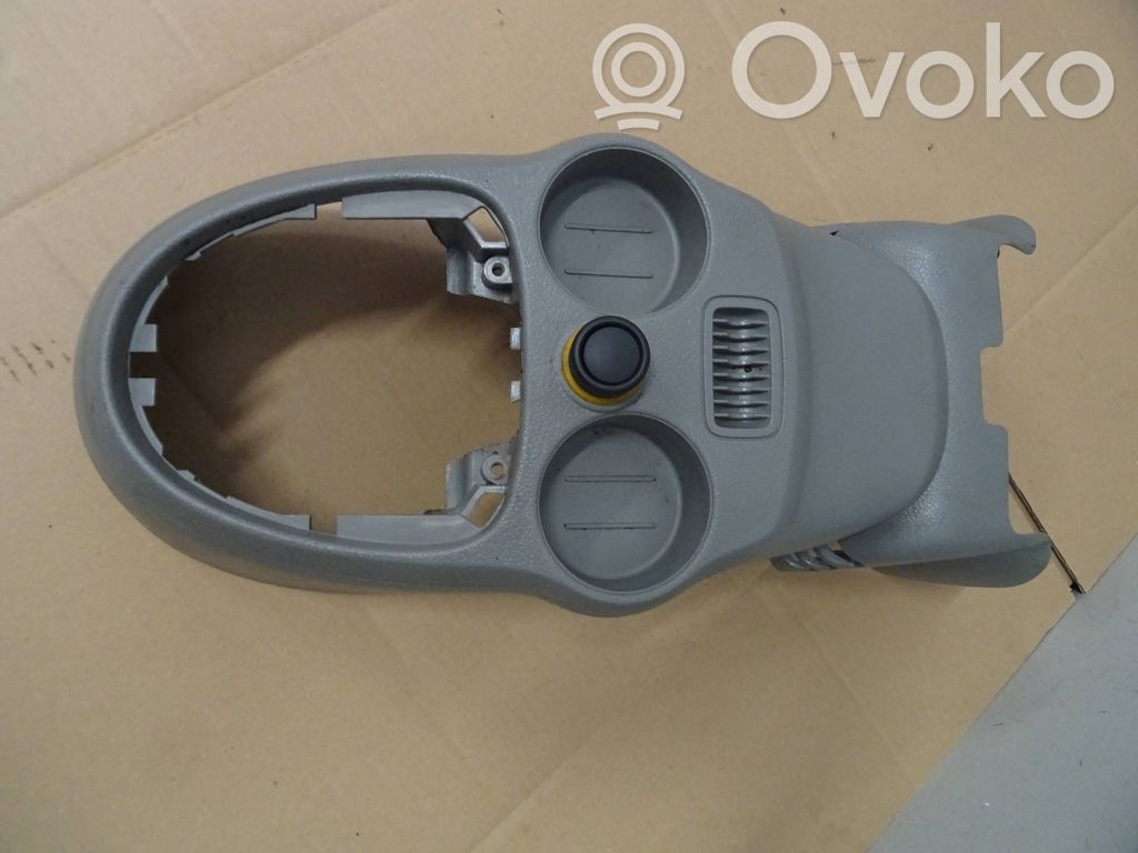 Renault Kangoo I Centrinė konsolė 