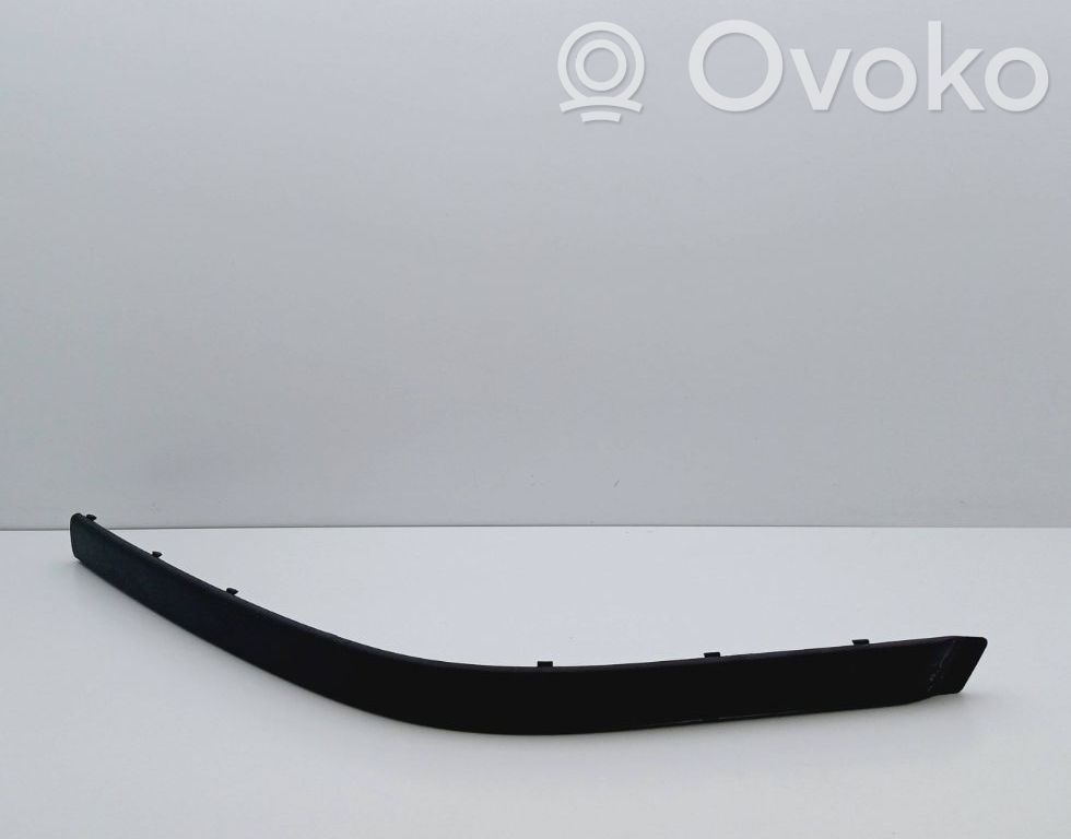 Front bumper splitter molding   51118159351