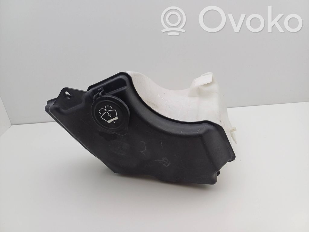 Logu šķidruma tvertne   7008057