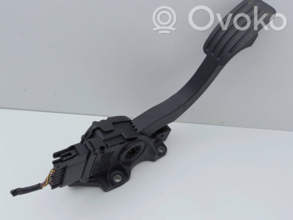 Ford Mondeo MK IV Pedał gazu / przyspieszenia 
