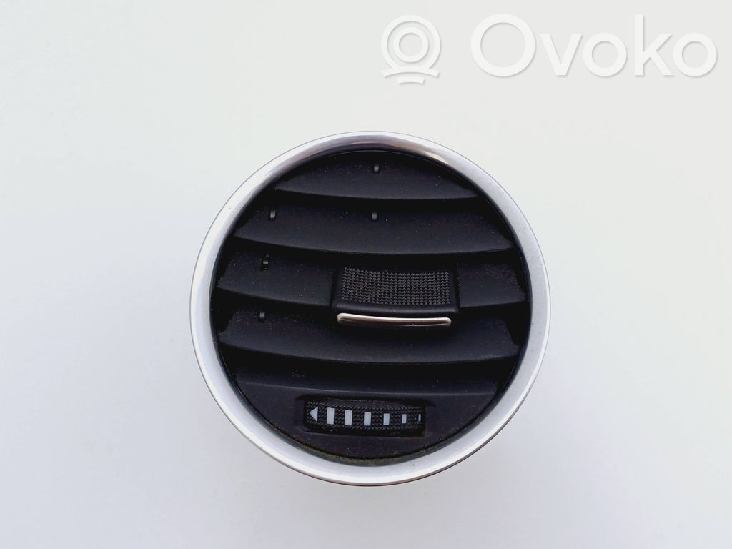 Audi A4 S4 B6 8E 8H Centrālais gaisa ventilācijas režģis 