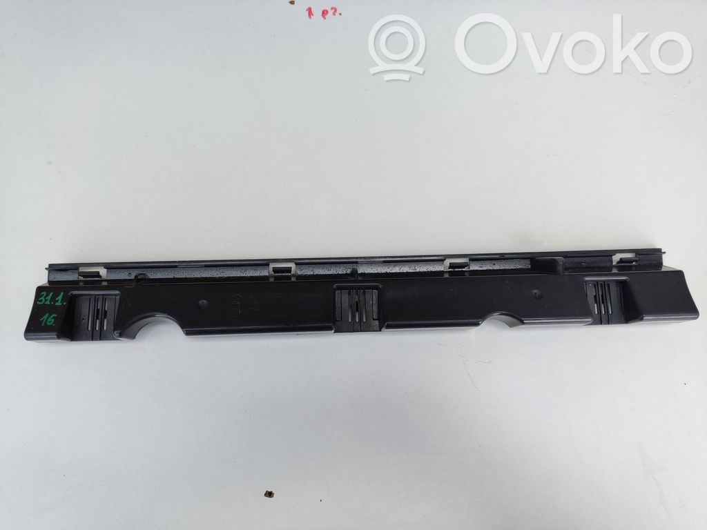 Sill supporting ledge   7202657,51777202657