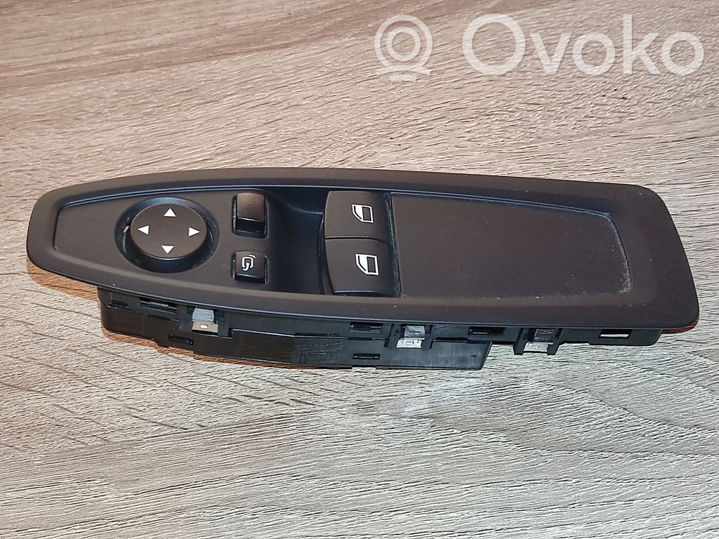BMW 2 F22 F23 Electric window control switch 