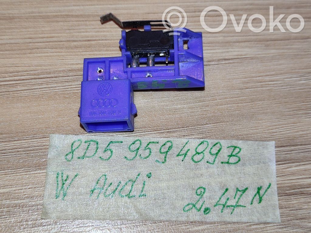 Audi A6 S6 C6 4F Tailgate opening switch 