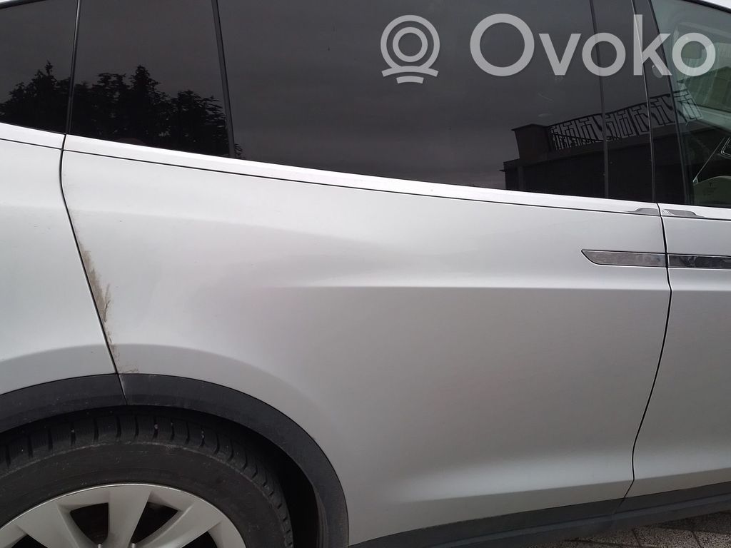 Rear door